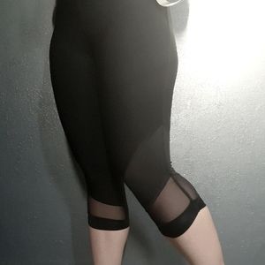 Bally Total Fitness Capri Pants sz L *NWT* Dry-Wik QUALITY Workout Yoga Leggings